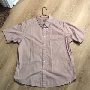 Short sleeve, buttoned down shirt